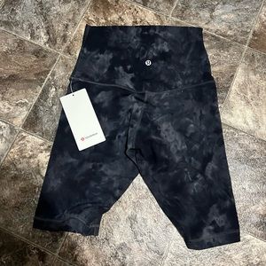 Lululemon Diamond Dye Align high rise shorts